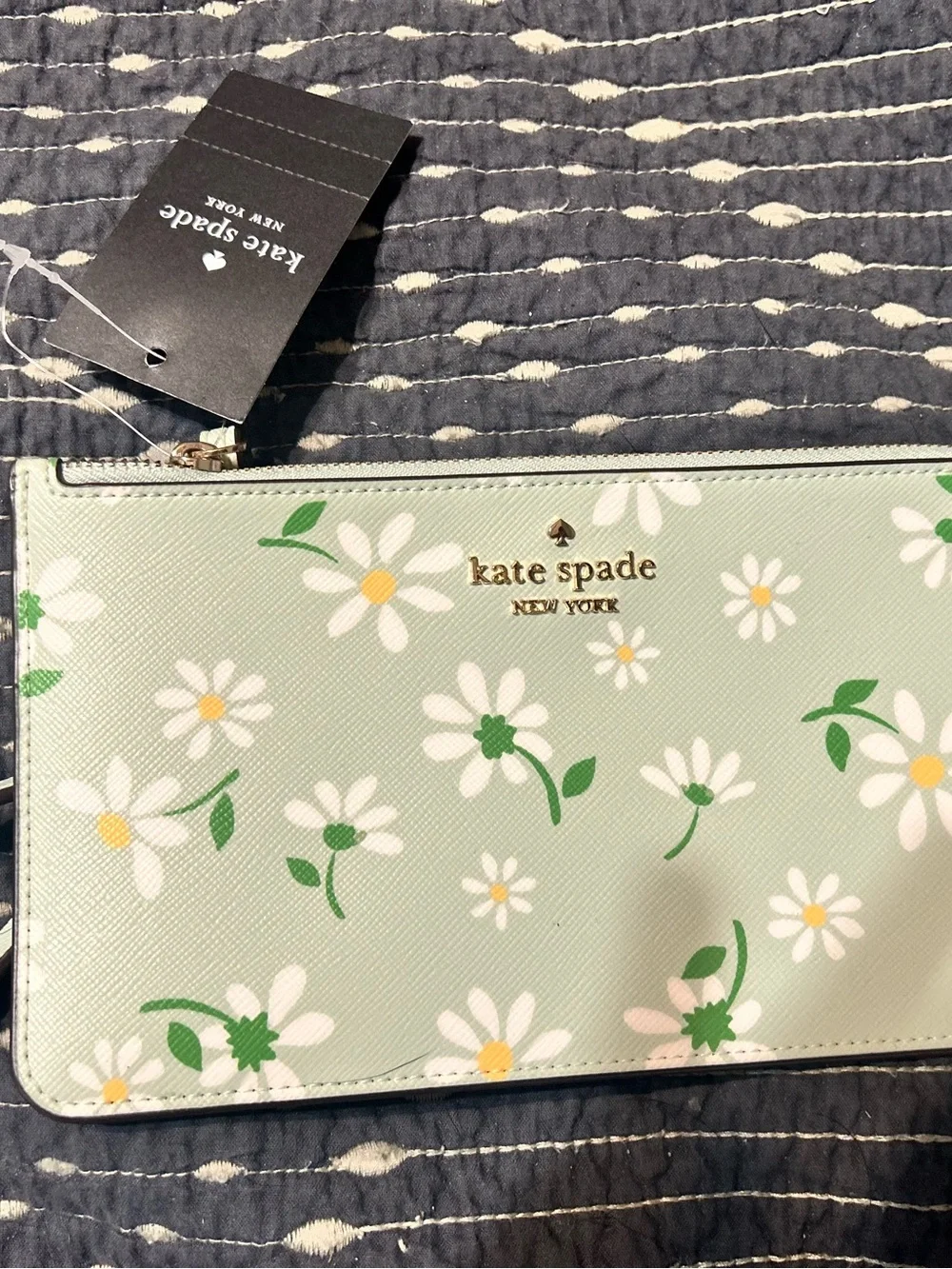 Kate Spade Mint Daisy Wristlet